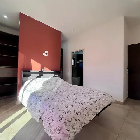 Superbe Maison De Plain Pied A Esteve ヴィラ *